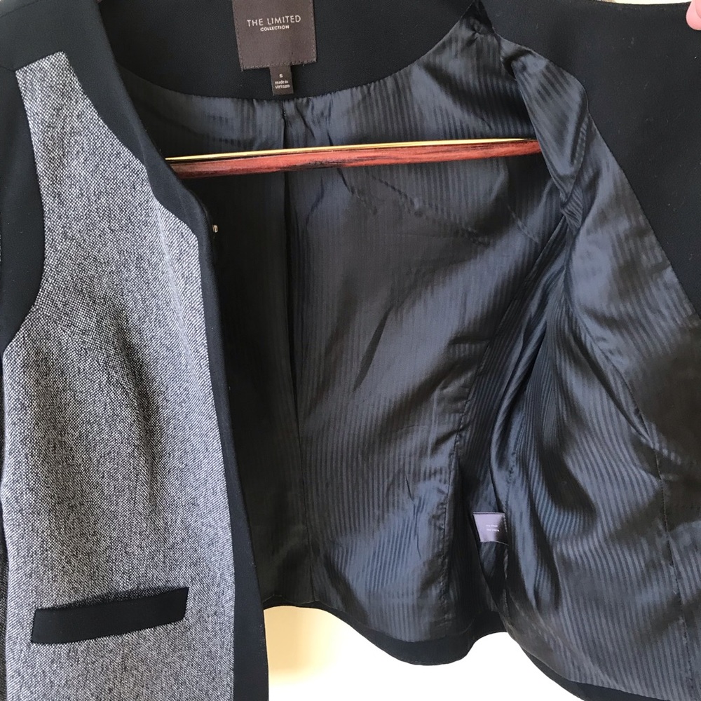 The Limited Collection Gray & Black Trimmed Blazer - Picture 5 of 8